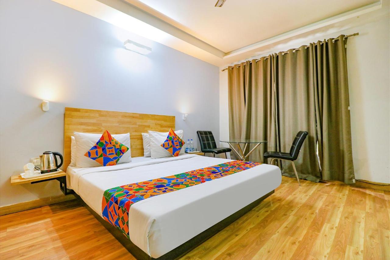 Fabhotel Majestic Jpm I New Delhi Eksteriør billede