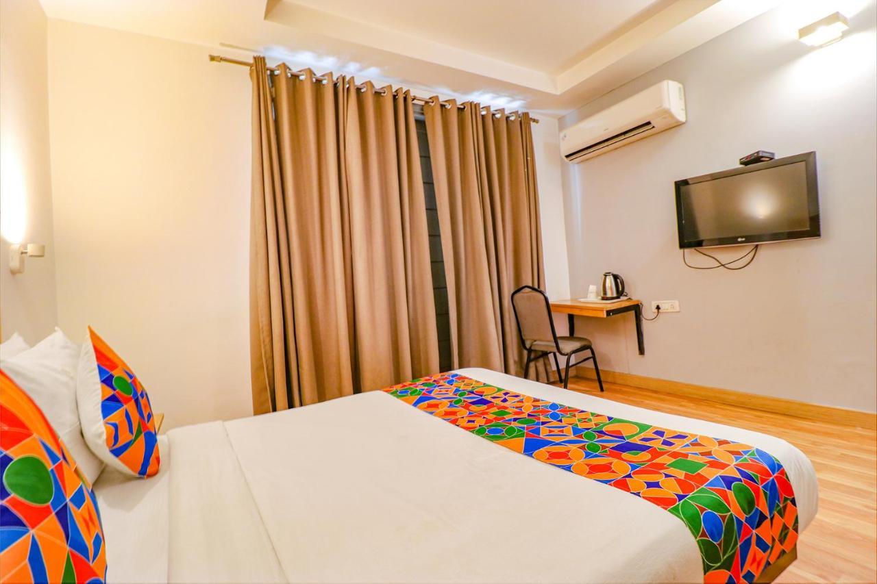 Fabhotel Majestic Jpm I New Delhi Eksteriør billede