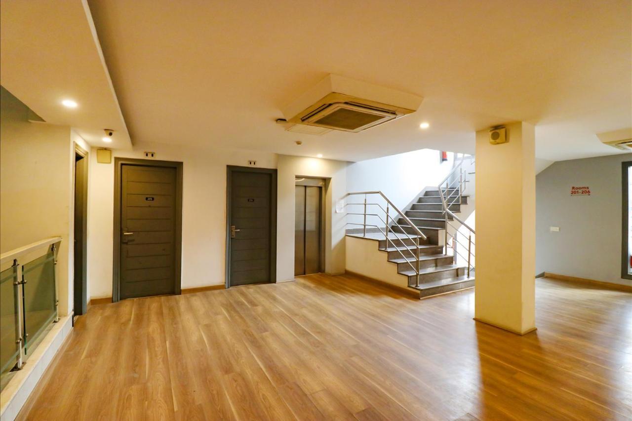 Fabhotel Majestic Jpm I New Delhi Eksteriør billede