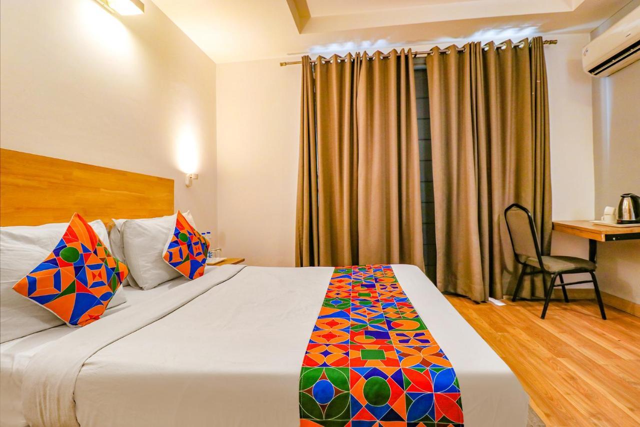 Fabhotel Majestic Jpm I New Delhi Eksteriør billede