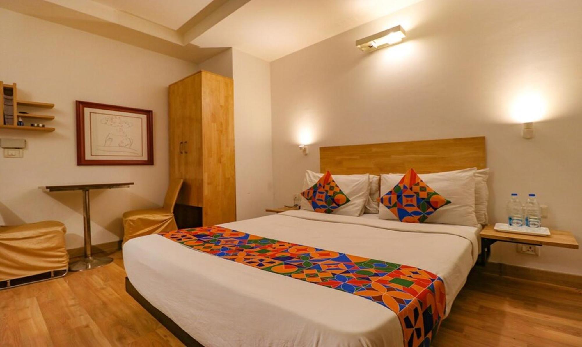 Fabhotel Majestic Jpm I New Delhi Eksteriør billede
