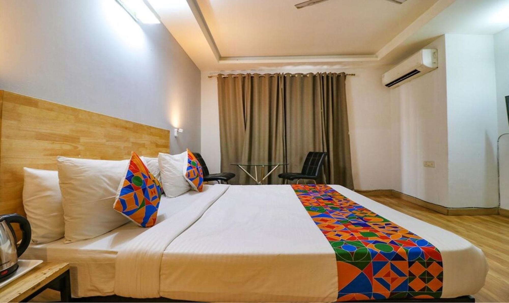 Fabhotel Majestic Jpm I New Delhi Eksteriør billede