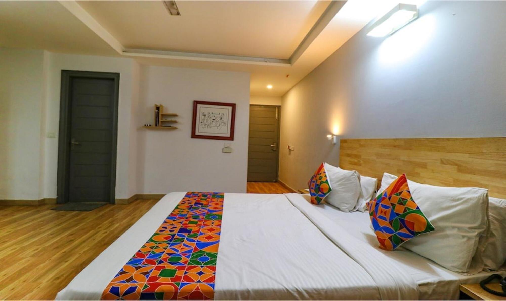 Fabhotel Majestic Jpm I New Delhi Eksteriør billede