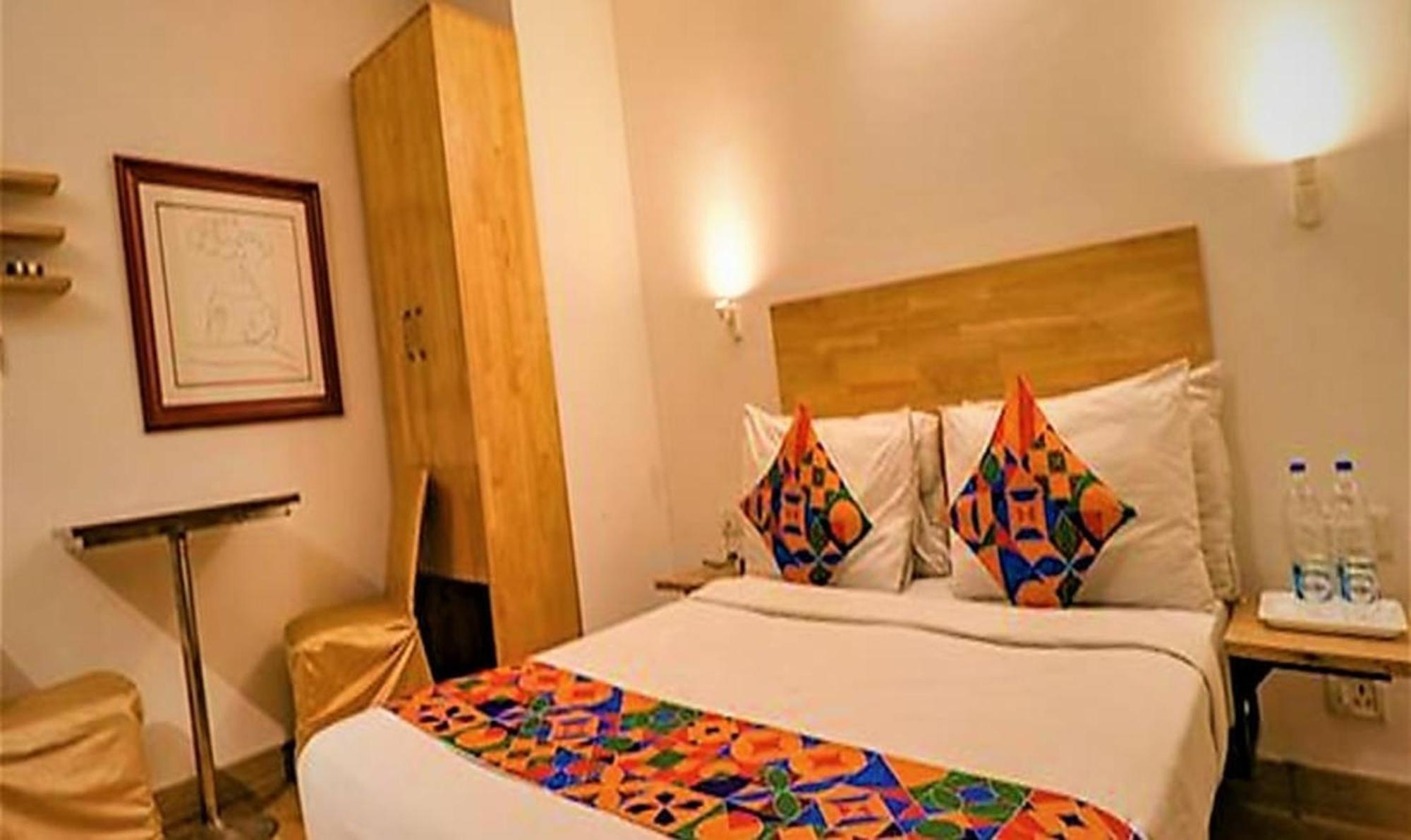 Fabhotel Majestic Jpm I New Delhi Eksteriør billede